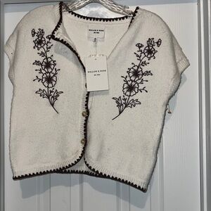 Willow White Short Sleeve Embroidered Button Front Top with Brown Trim